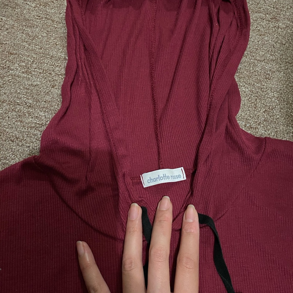 Croptop - Picture 2 of 3